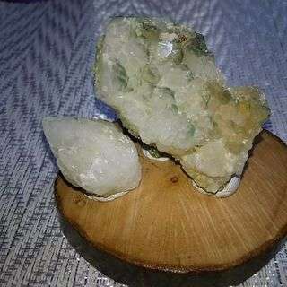 秋田県荒川鉱山産 緑水晶とキャンドル水晶セット