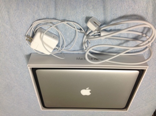 MacBook Air 1600/13.3 MMGF2J/2 【10月30日購入商品】