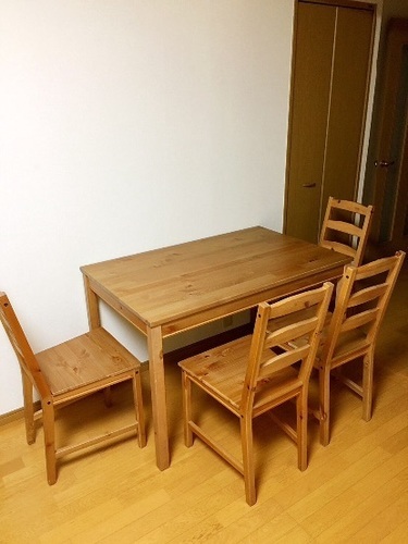 IKEA テーブル 椅子4脚 セット 定価14,990円 JOKKMOKK