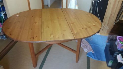 【IKEA製】　伸びるテーブル