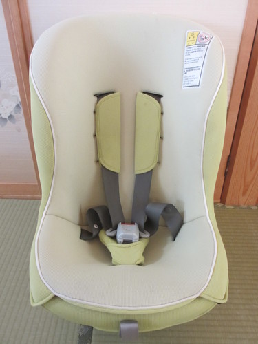 コンビコッコロｓｕｘチャイルドシート クローバー 尾張一宮のベビー用品 チャイルドシート の中古あげます 譲ります ジモティーで不用品の処分