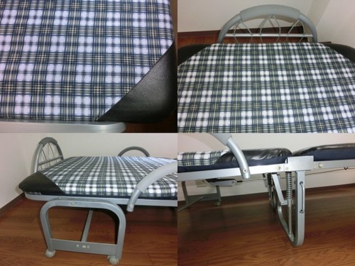 ★ハイクラス、折り畳みベッド　美品です。　奇麗なベッドです。