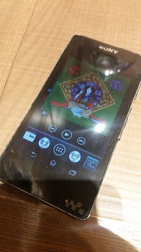 送料無料！ SONY ハイレゾwalkman! 32GB 傷があるため大特価！