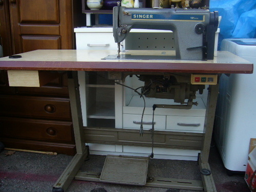 シンガー職業ミシン１９１Ｄ２００Ａ　動作品オイル式