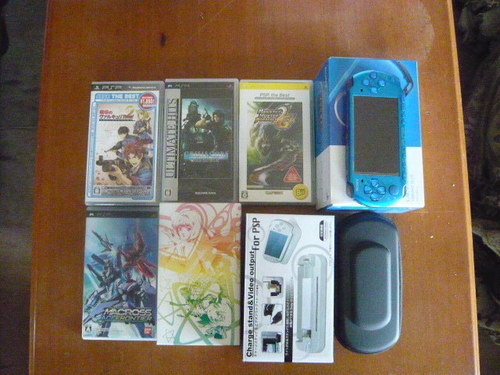 PSP-3000VB　バイブラントブルー　ソフト付き