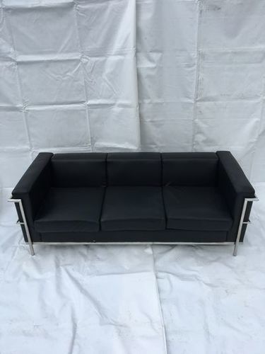 リプロダクト家具!! ル・コルビジェ 3人掛けソファ!!