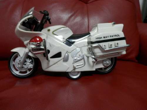 警視庁白バイサウンド Gakiryu 高石のおもちゃの中古あげます 譲ります ジモティーで不用品の処分