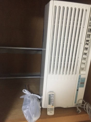 壁掛け用ルームエアコン