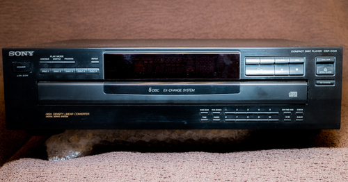 SONY CDプレーヤー 5枚同時収納可能! CDP-C245