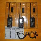 【11/16現在・在庫あり！！値下げ交渉対応！！】トランシーバー3台＋イヤホンマイク2本付き　20000円！！