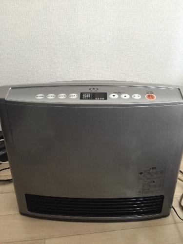 ガスファンヒーター