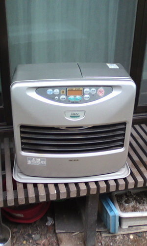 ＣＯＲＯＮＡ石油ファンヒーター　ＦＨ－ＩＸ４６４ＢＹ