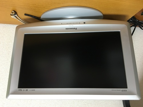 Panasonic 2009年製リモコン付き17型液晶テレビ