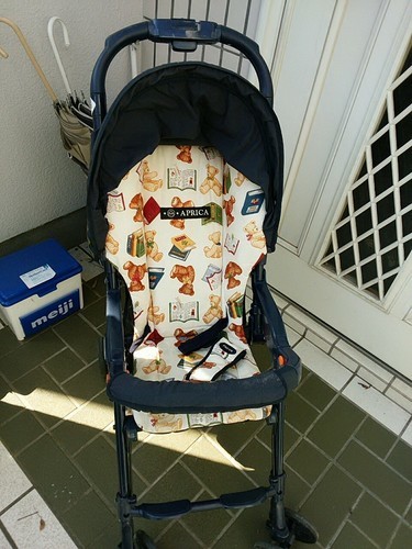 アップリカ折りたたみ式b型ベビーカー あげぱんだ 鶴見のベビー用品 ベビーカー バギー の中古あげます 譲ります ジモティーで不用品の処分