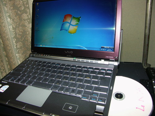 SONY VAIO 　11.1インチ　ノートパソコン　全体にきれい