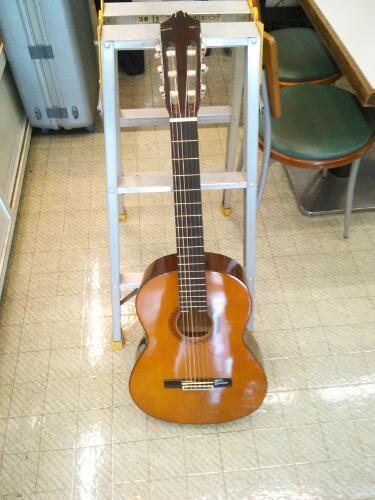 中古ヤマハクラシックギター　CG120A