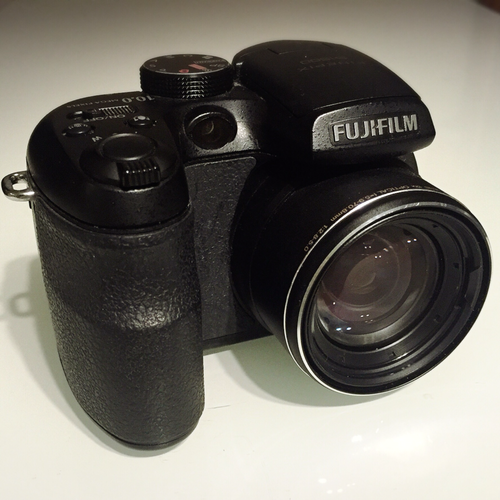 【中古カメラ】FUJIFILM FinePix S1500