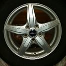 [中古]アルミホイール 205／65／R15 5穴