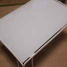 IKEAコーヒーテーブル・サイドテーブル・ガラステーブル