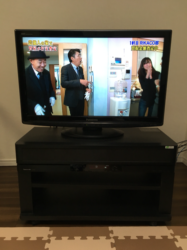パナソニック32型テレビ＋ラックシアター