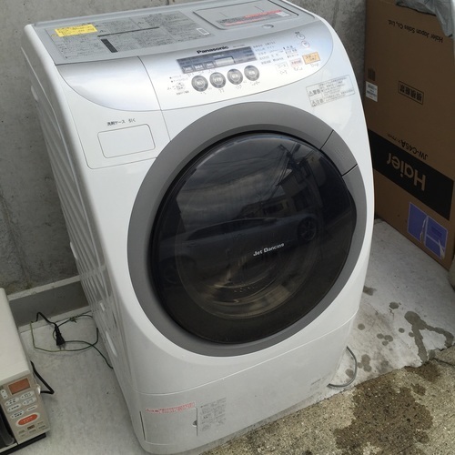 パナソニック　ドラム式洗濯機　NA-V1700L　2011年式　9.0kg