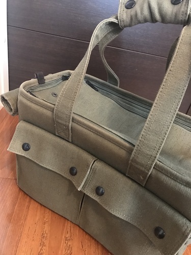 【小型犬用キャリーバッグ】　良品☆　カーキ　オシャレな帆布生地