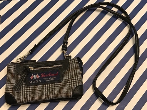 Abraham Moon しまむらコラボ お財布ショルダー 上本町フリマ 大阪の小物 財布 の中古 古着あげます 譲ります ジモティーで不用品の処分
