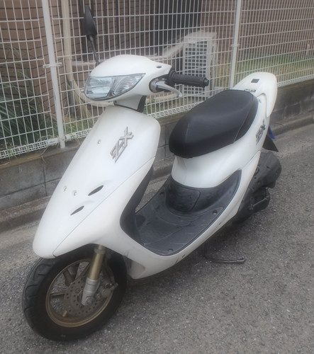 HONDA　LiveDio ZXです。