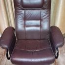 全部で買い取りで３万６千円です。レジ、スチマ、ワゴン、ソファ、椅子