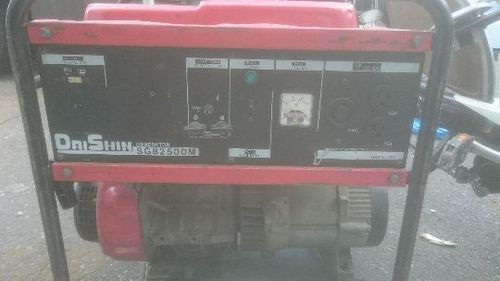 DAISHIN発電機SGB2500Mです。 DAISHIN発電機SGB2500Mです。