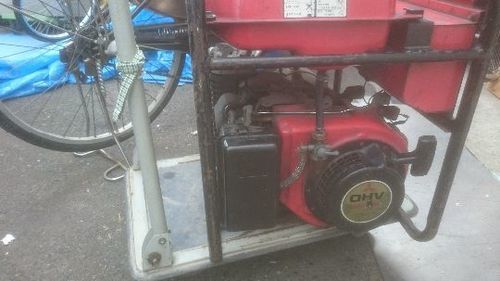 DAISHIN発電機SGB2500Mです。