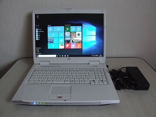 Fujitsu FMV-BIBLO NF/A55 ノートパソコン