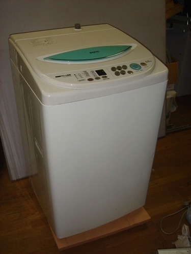[引渡し調整中] 12/9夜間まで引渡し限定 洗濯機 6kg ステンレス槽 サンヨー 5kmまで配送料無料