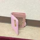 ピンクの財布です！