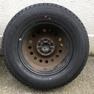 YOKOHAMA　215/70/R15　2015年　9分山　中古美品です