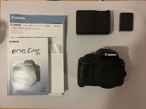 EOS　Kiss　X7　中古美品（ほぼ新品）