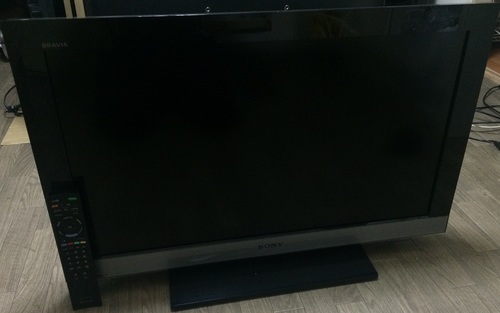 【ご成約済】32型 ソニー・ブラビア 2010年製 薄型・軽量 省エネ ハイビジョン液晶テレビ【KDL-32EX300】激安配達有