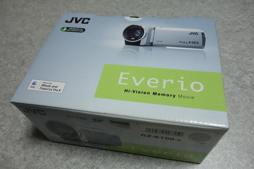 【終了】〔中古･美品〕JVC Everio/エブリオ GZ-E100 ビデオカメラ〔オマケ付〕