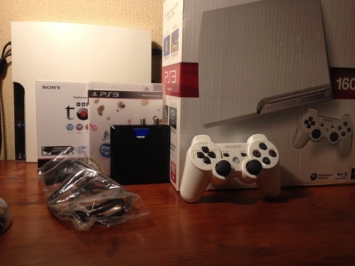 最終値下　ＰＳ３とテレビ視聴、録画機トルネセット　11800円