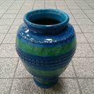 ビトッシ風?青と緑の陶器花瓶を￥100で。