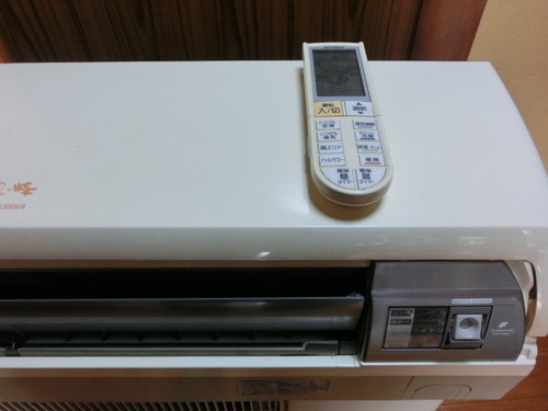 商談中 簡易置き型エアコン ハイパワー2.6kW！ 移動式 窓パネル付き