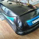 ルーフボックス（THULE)とアルミエアロバーのセットです。