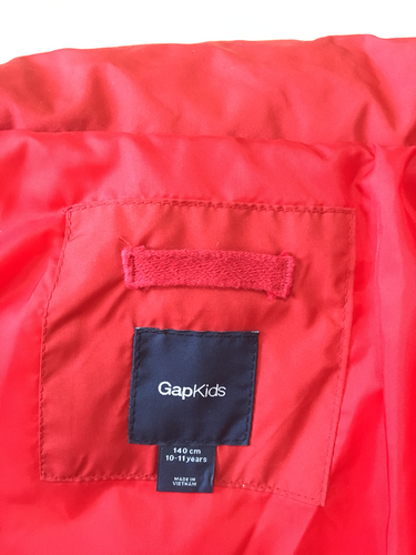 新品‼️ダウンベスト Gap ギャップ 140⭐︎赤 ダウン  コート 上着