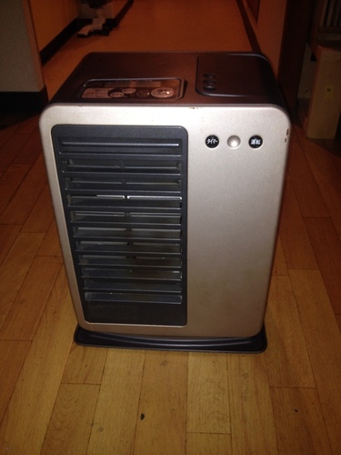 toyotomi製　小型石油ファンヒーター　2800円