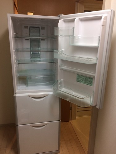 日立ノンフロン冷蔵庫３ドア305L【中古】