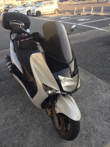 マジェスティ125FI   実動、保険29年11月