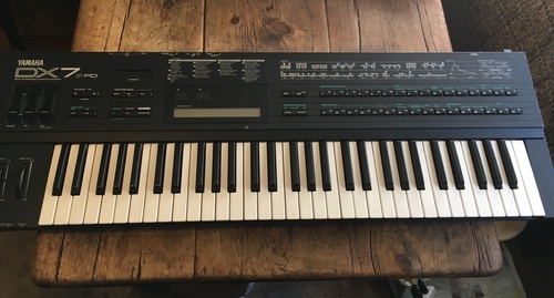 キーボード　ＹＡＭＡＨＡ　ＤＸ７　Ⅱ・ＦＤ