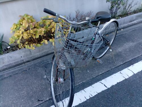 27インチ　自転車　オートライト