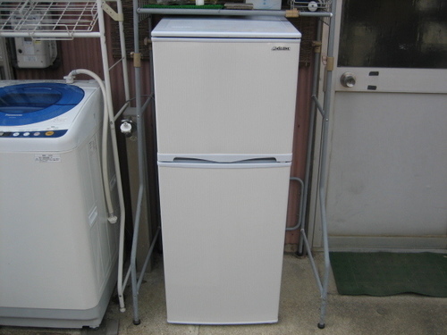 2015年製造2ドア冷蔵庫
