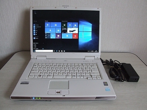 Fujitsu FMV-BIBLO NF40U ノートパソコン 2